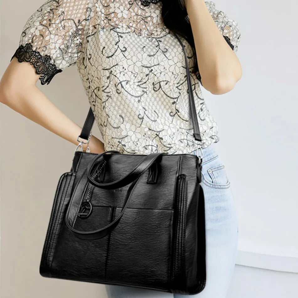 The Maxima Tote