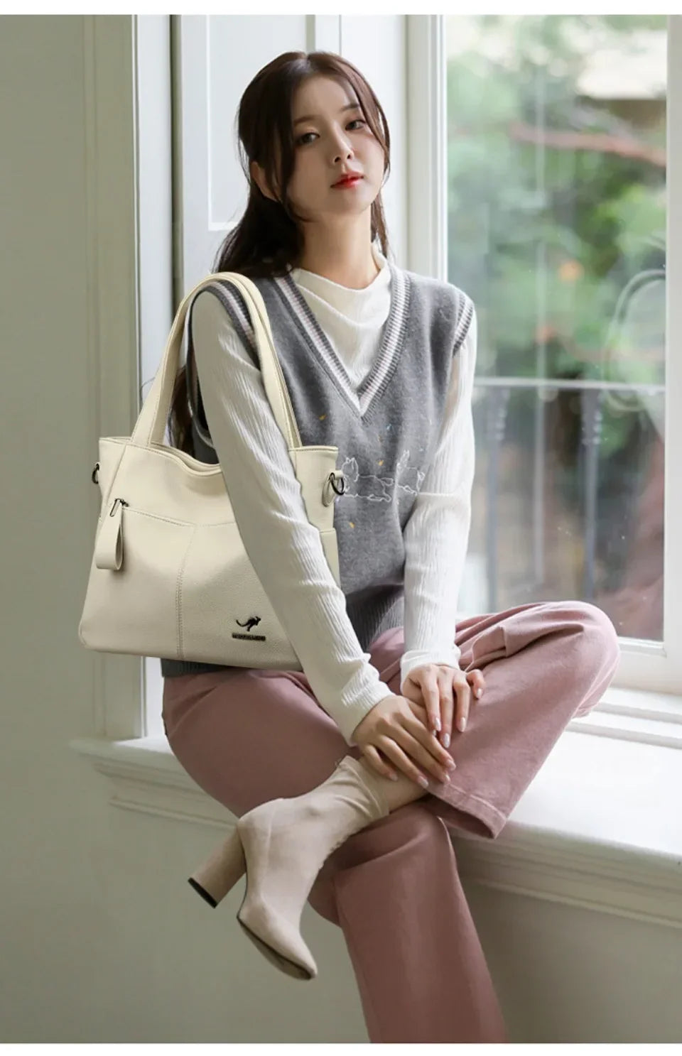 The Cleo Crossbody